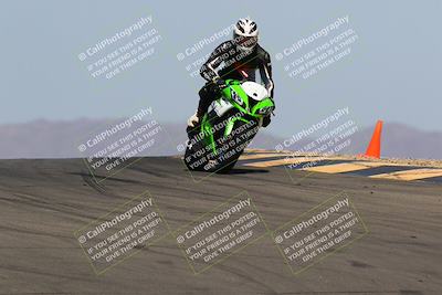 media/Mar-28-2022-Superbike Trackdays (Mon) [[b8603d0f67]]/Open Track Time/Turns 9 and 10/